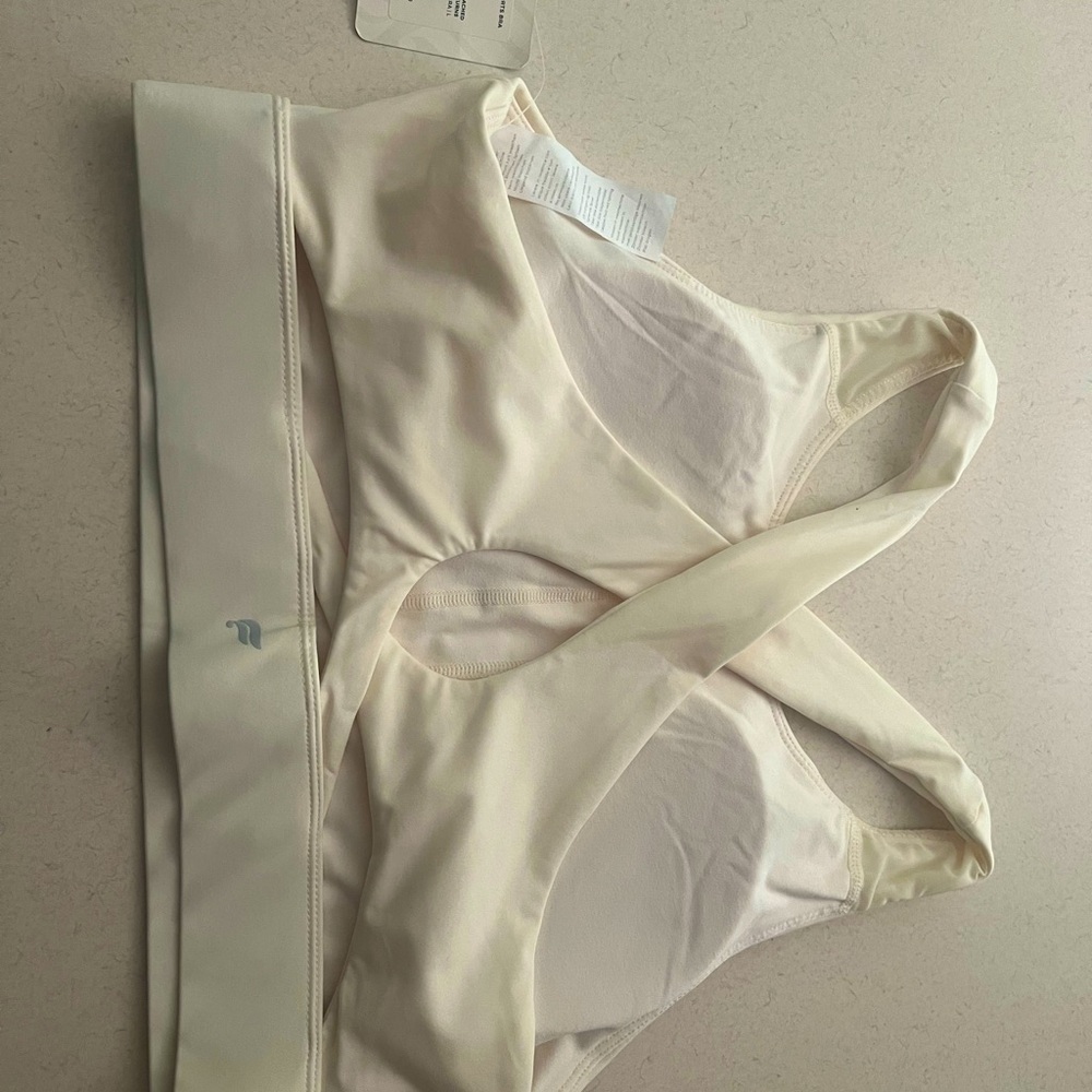 Fabletics sports bra cream neutral color brand new